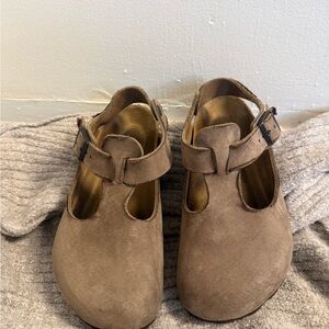 Birkenstock Tan Mules with Buckle
